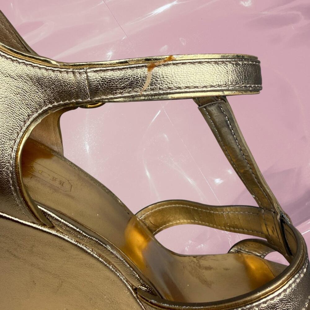 Y2K Whimsy Coach gold wedge strappy sandals - Picture 7 of 8